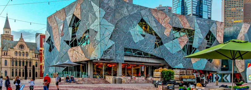 8 great reasons to study in Melbourne - Outdoor buildings